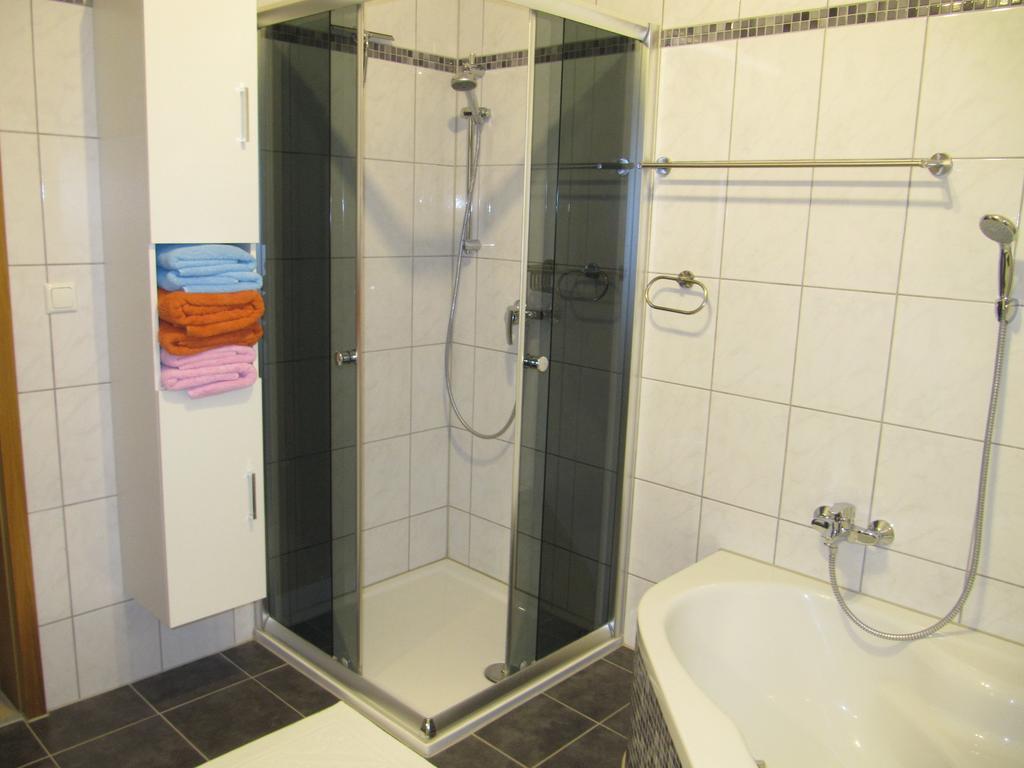 Ferienwohnung Weigert Sinzing Habitación foto